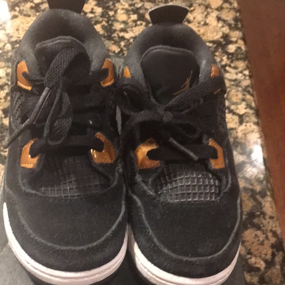 Jordan 4 Retro BT